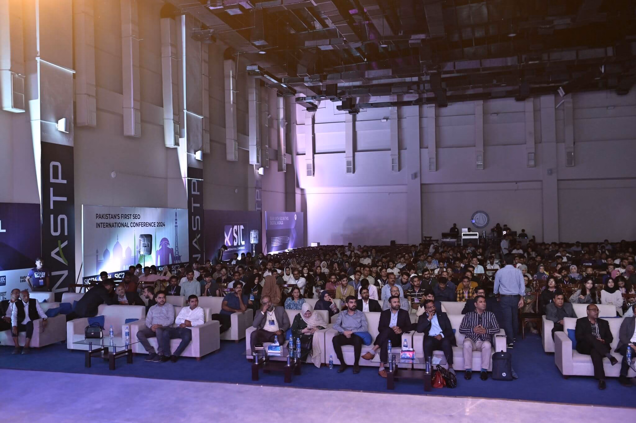 SEO International Conference 2024, Karachi — Event Recap 7 SEO International Conference 2024, Karachi — Event Recap - 1743306814454 - Zera Creative
