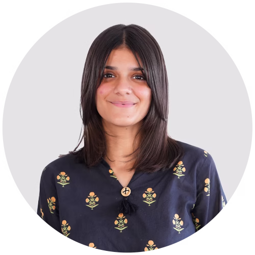 About Us 28 Zinia Shiraz